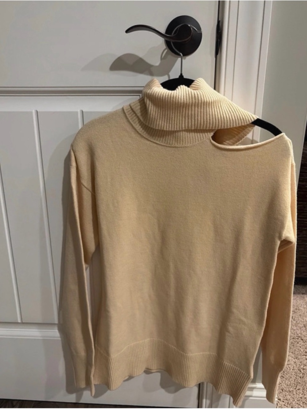 Women's Cream Turtleneck Sweater - Soft Knit